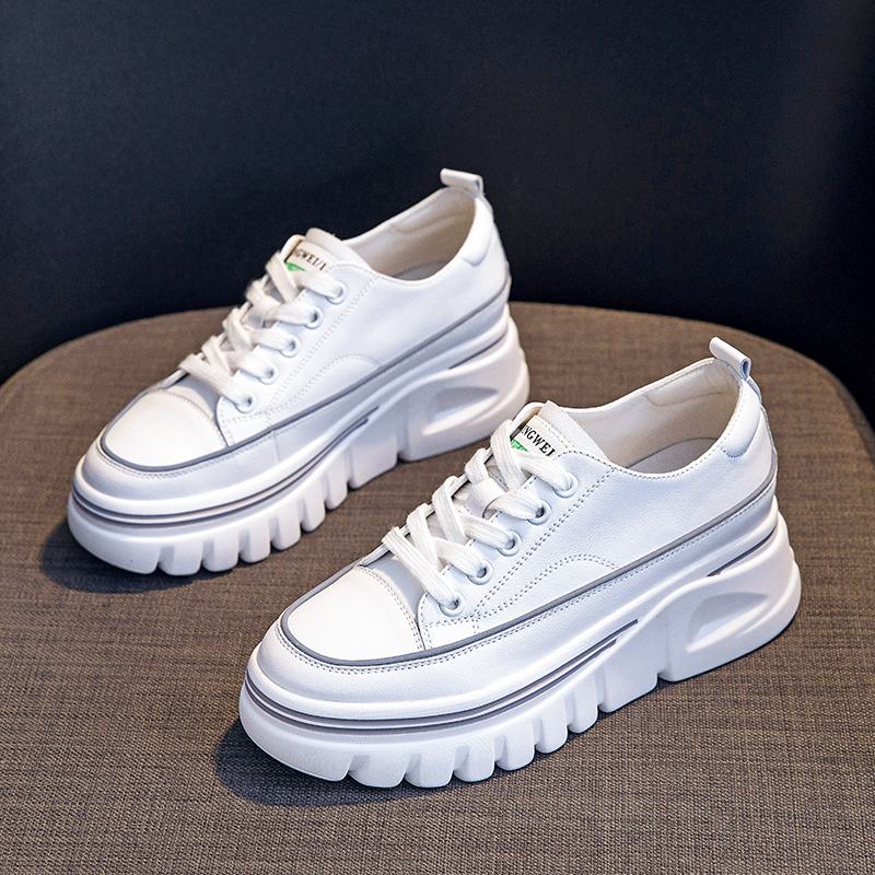 真皮小白鞋女2025新款春季爆款厚底内增高百搭透气松糕休闲运动鞋