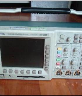 泰克TDS3054B  TDS3052  TDS3034B  TDS3032C示波器