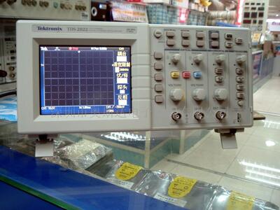 租售泰克TDS210 TDS220 TDS1012 TDS2012 TDS2022 TDS2014示波器