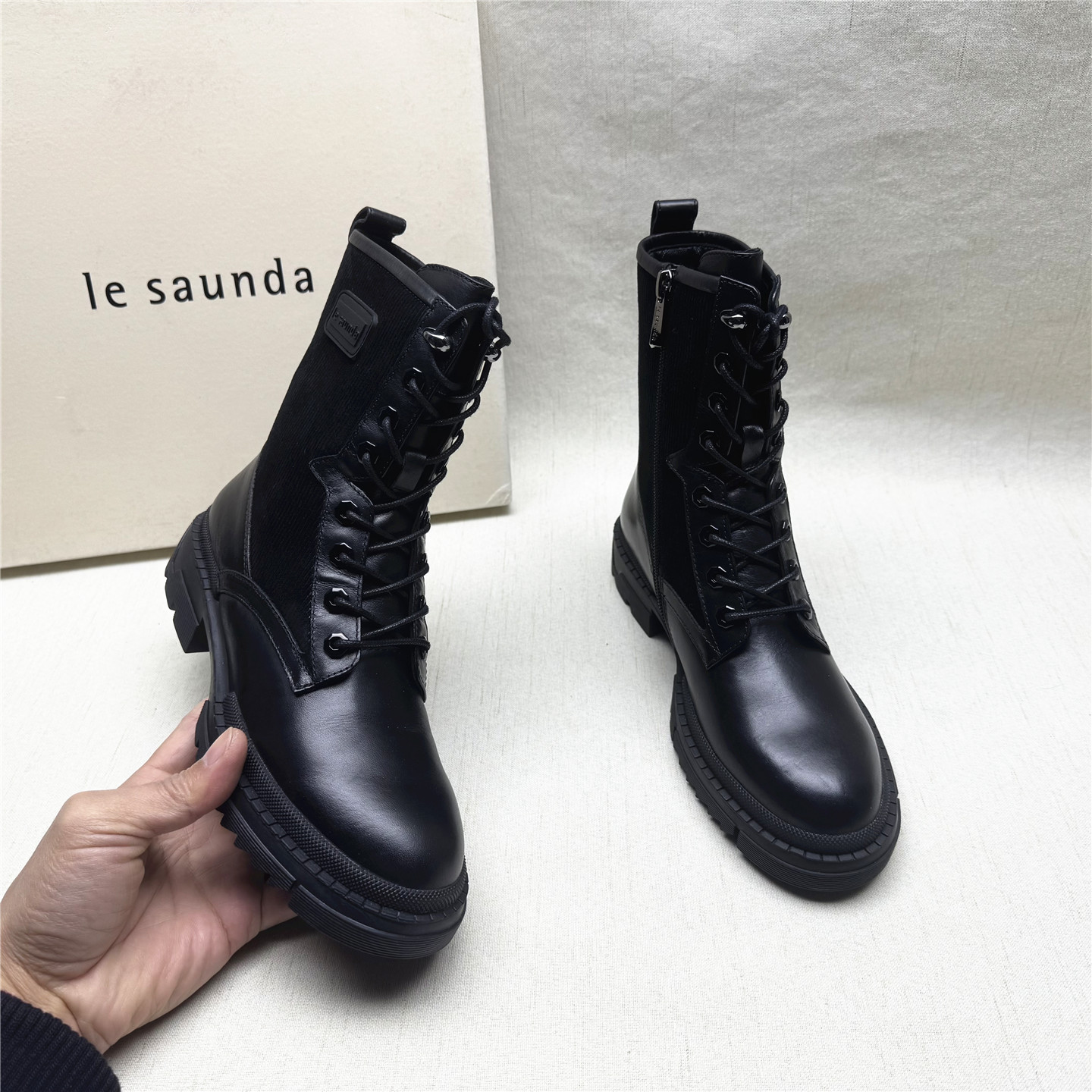 莱尔斯丹牛皮羊皮拼接保暖马丁靴