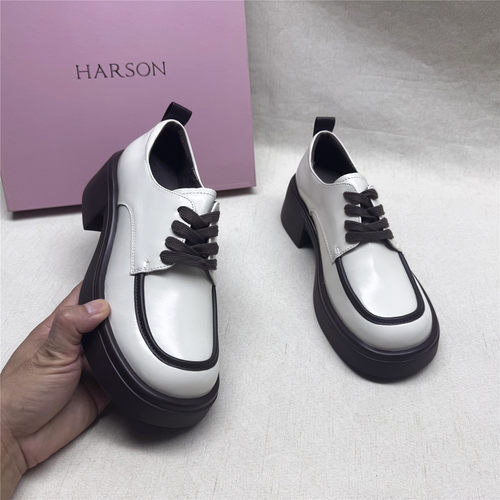 Harson/哈森正品撤柜学院粗跟圆头乐福鞋女新款牛皮舒适单鞋清仓