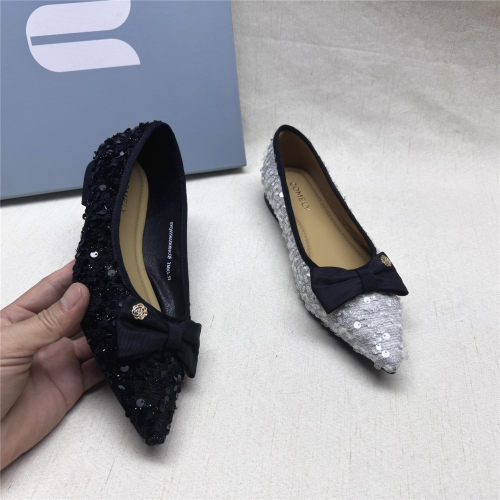 comely/康莉正品撤柜时尚蝴蝶结亮片软底面时装女鞋新款织物单鞋