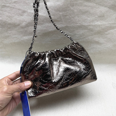 comedy/康莉正品撤柜时尚枪色松紧口单肩斜挎链条女包新款牛剖包