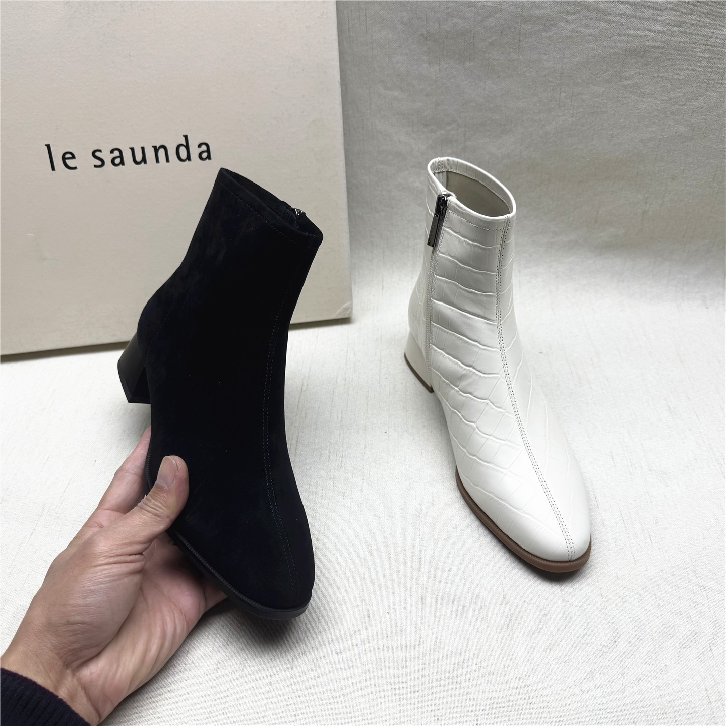 莱尔斯丹商场同款真皮拉链时装靴