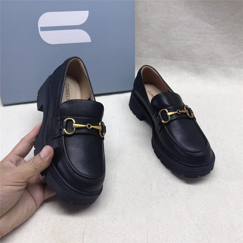 comely/康莉正品撤柜英伦风圆头方跟乐福鞋女新款牛皮一脚蹬单鞋