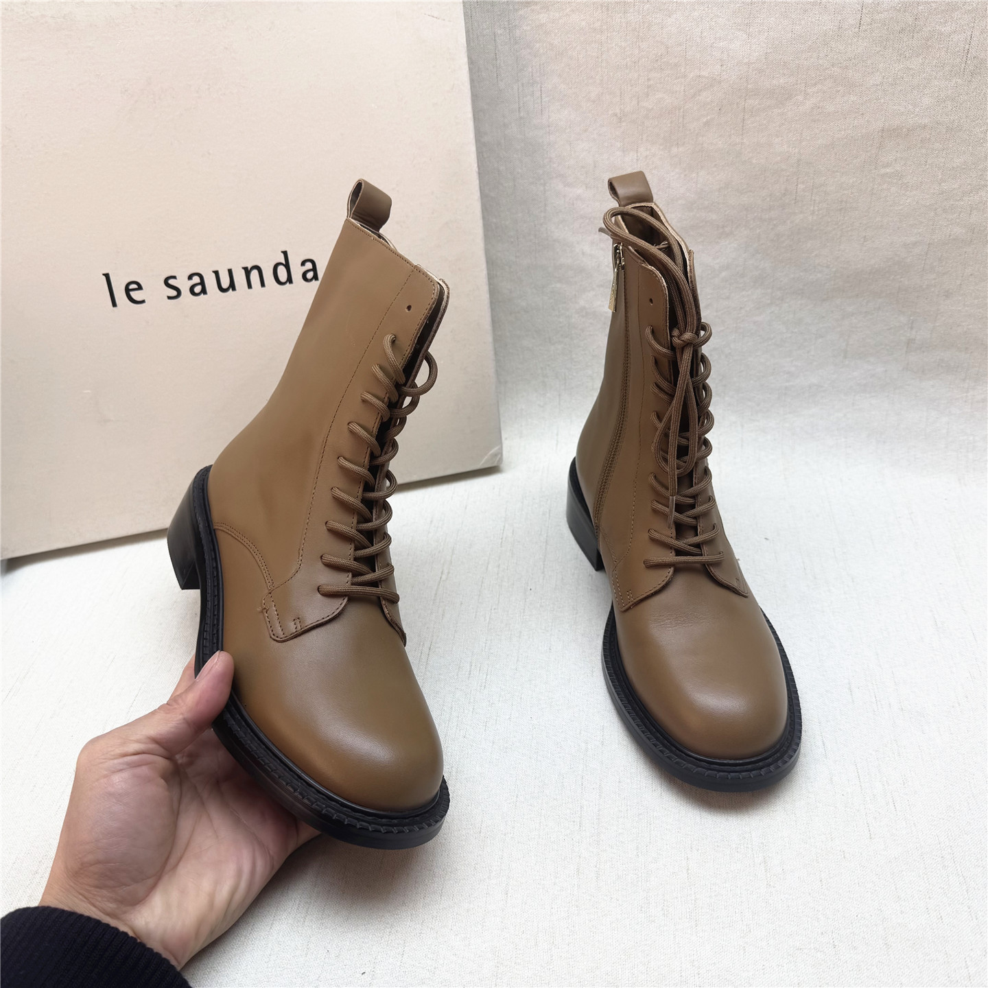莱尔斯丹正品交叉绑带真皮马丁靴