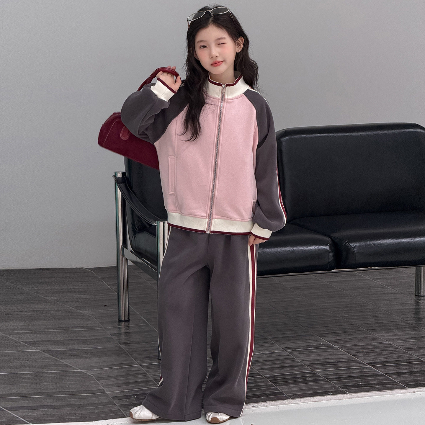 波拉童装女童美式撞色拉条运动服套装2026冬装秋冬女大童加绒加厚