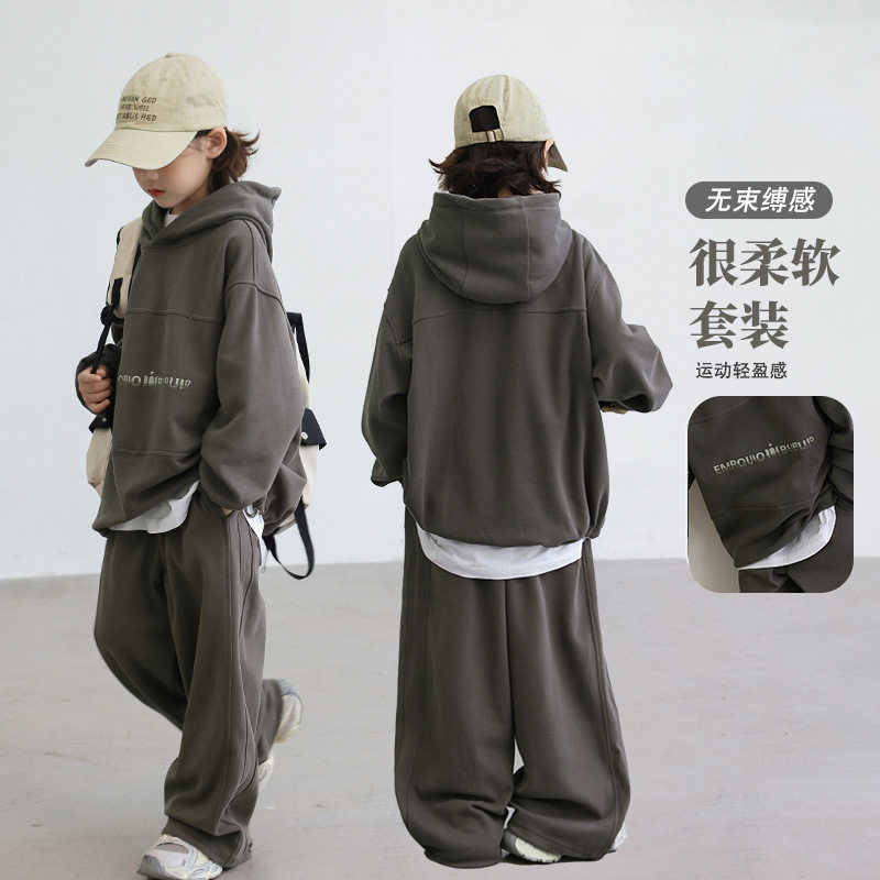 波拉童装男童秋装运动卫衣套装2026春装中大童秋季连帽男孩两件套