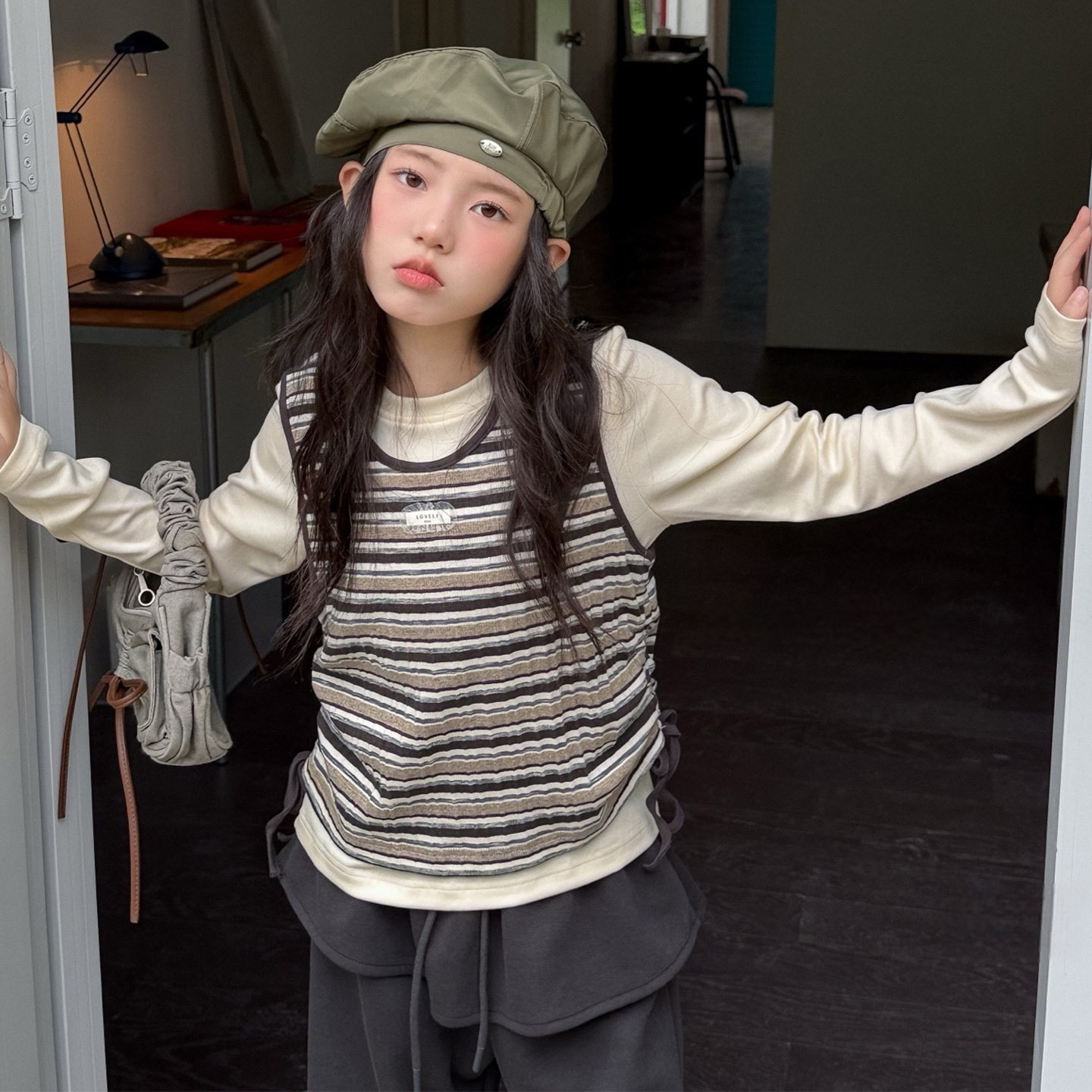 波拉童装女童条纹马甲打底衫屁帘休闲裤三件套2026秋装秋季大童韩