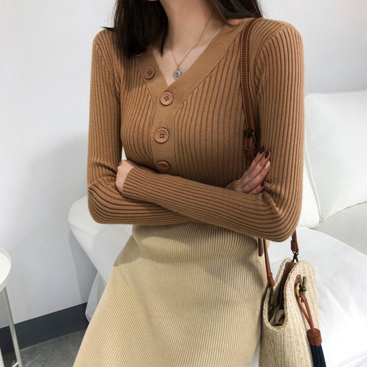 秋冬新款加肥加大碼女裝胖mm針織衫v領上衣氣質心機打底毛衣200斤在類目 女裝/女士精品, 大碼女裝中 - 來自Buy2taobao.com提供專業的淘寶代購服務