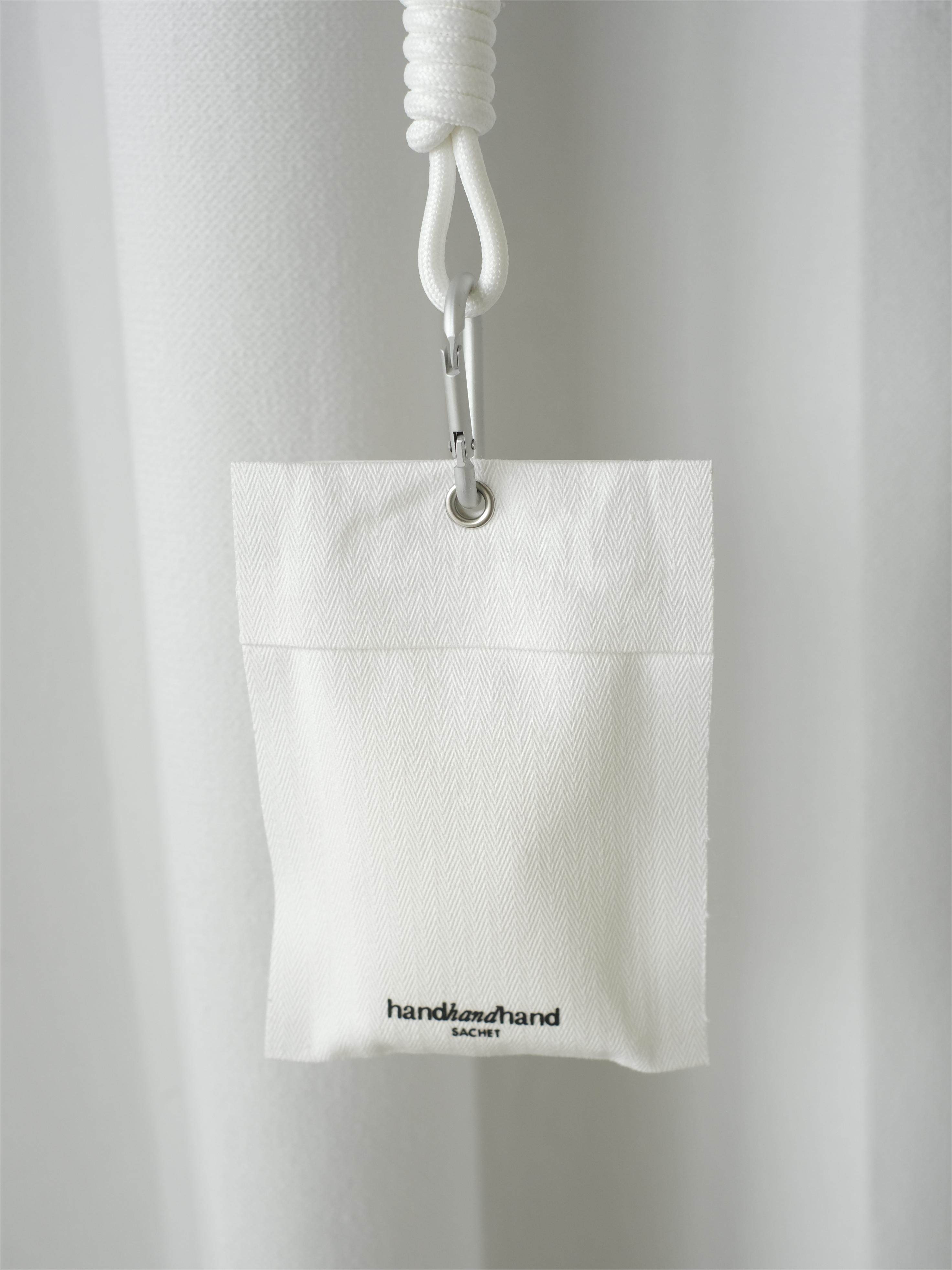 车载小众香薰香包礼物