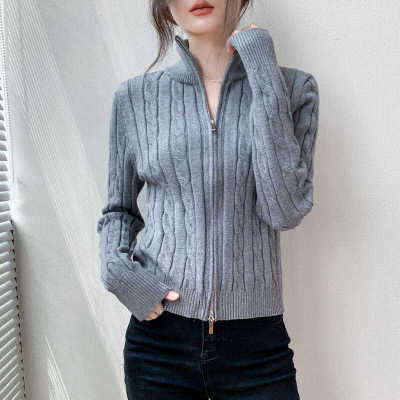 小个子内搭麻花短款毛衣