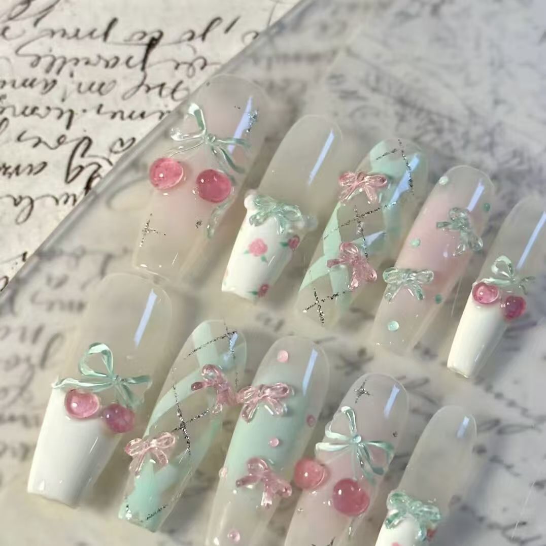 高级手工春日新款芭乐蝴蝶结猫眼穿戴薄荷甜美气质显白美甲学生