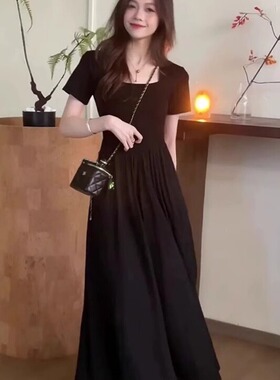 D99211法式赫本风大码女装仙气连衣裙胖mm梨型身材巨显瘦遮肉