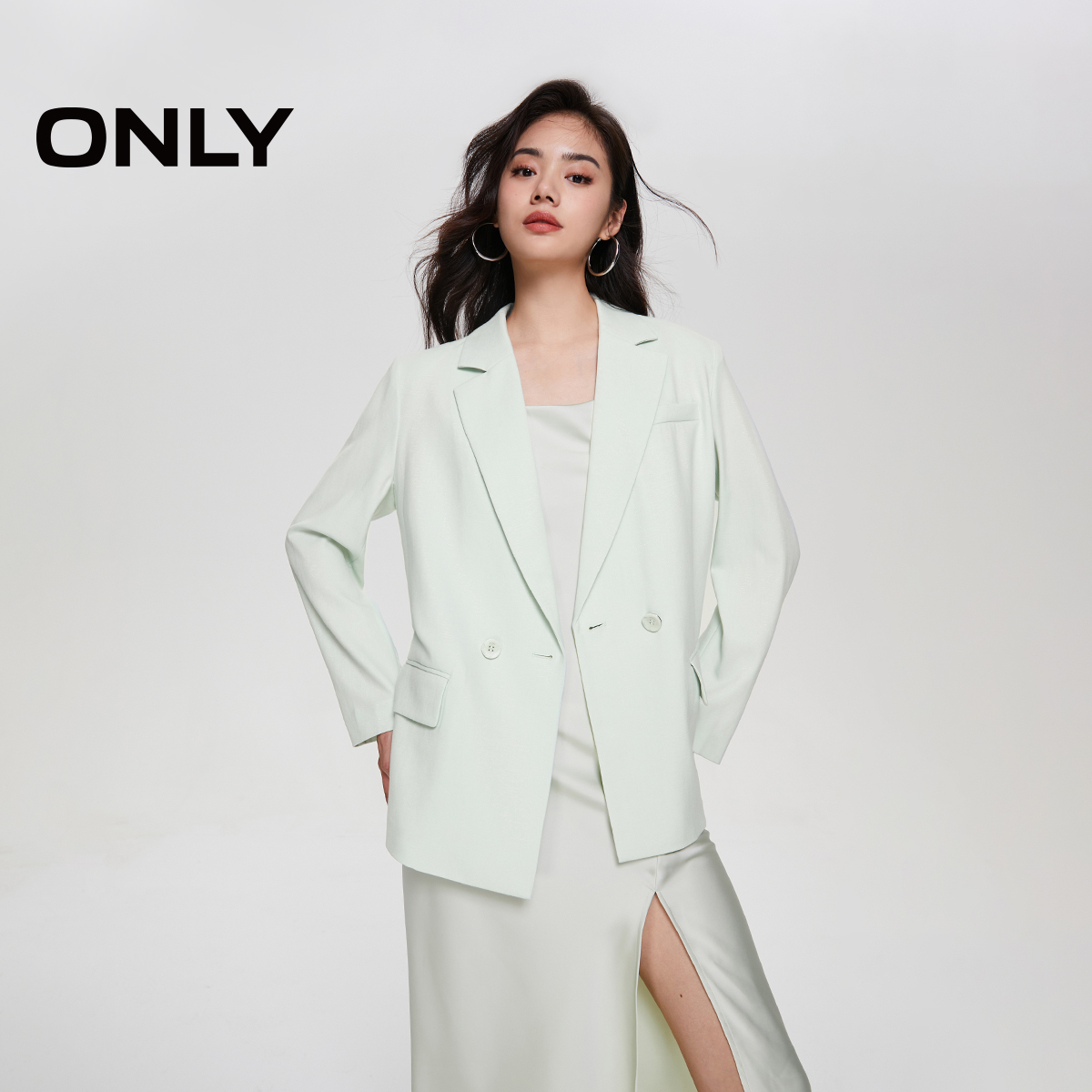 ONLY夏季新款时尚轻薄气质职业装静奢通勤休闲直筒宽松西装外套女