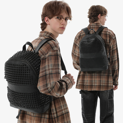 原创设计感铆钉双肩包男简约百搭