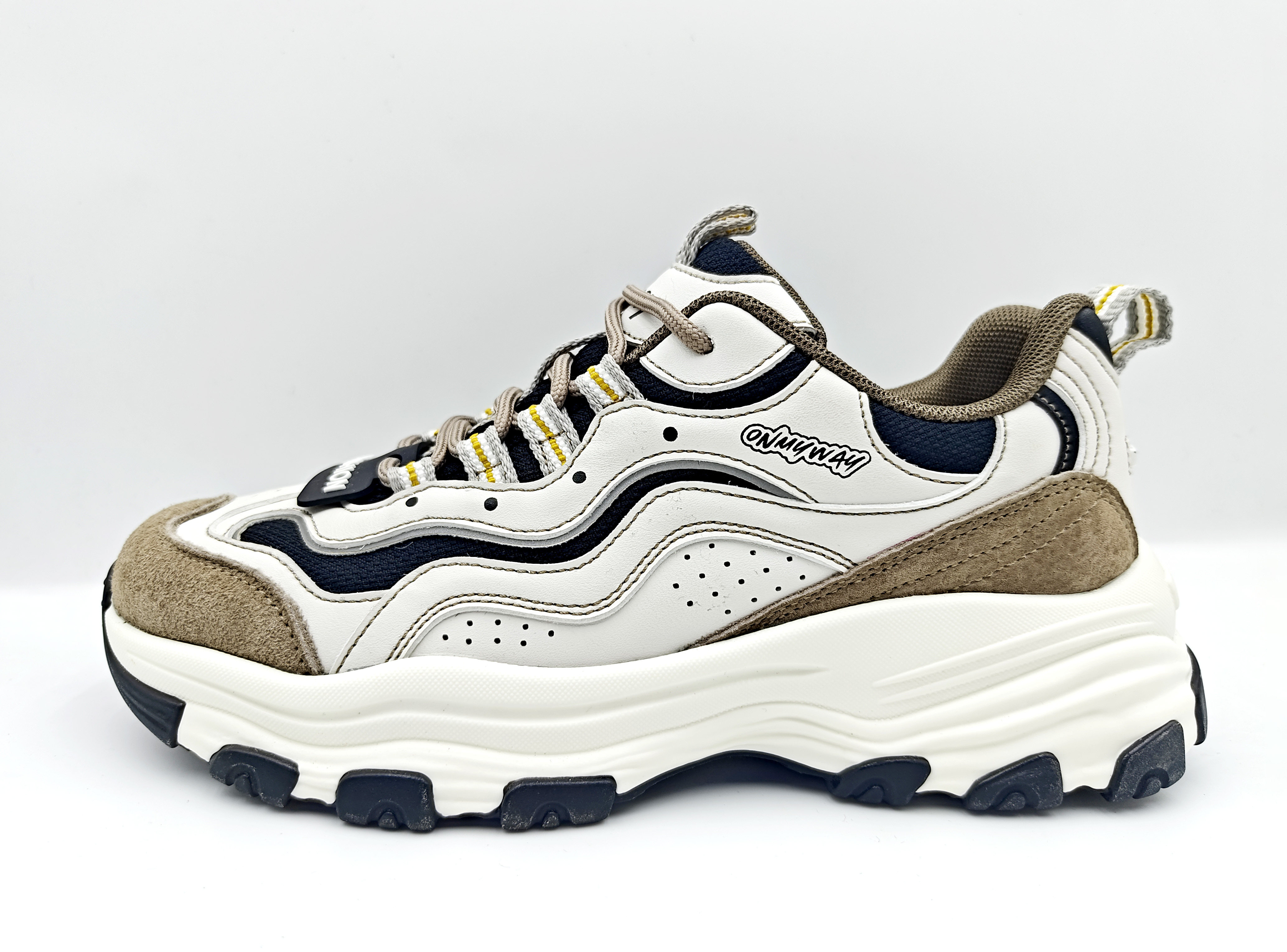 sobey速波秋冬新款女子舒适百搭内增高多色运动休闲老爹鞋