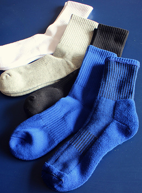 克莱因蓝色袜子男中筒冬季加厚纯色毛巾袜运动高腰潮牌奶蓝色长袜