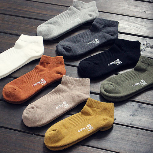 运动吸汗防臭秋冬季男士毛圈短袜