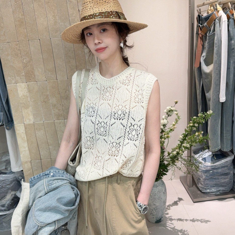 欧洲站2026春季圆领薄款韩系透视镂空钩花针织衫背心无袖打底上衣
