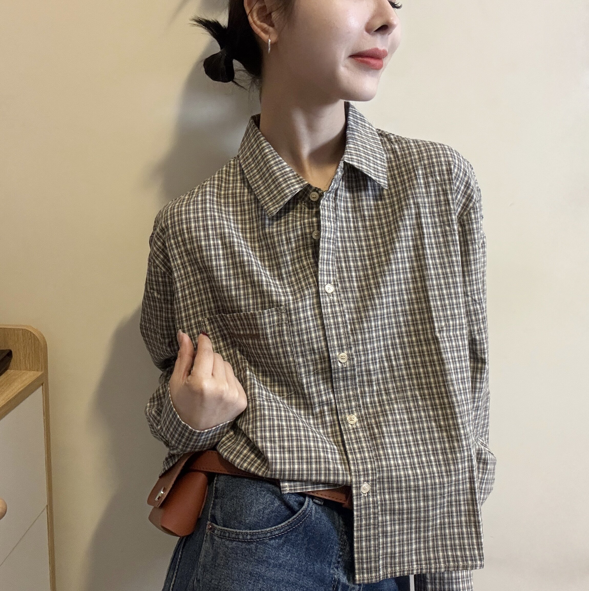 欧洲站2026春季韩版POLO领排扣单口袋刺绣字母长袖复古格子衬衫女