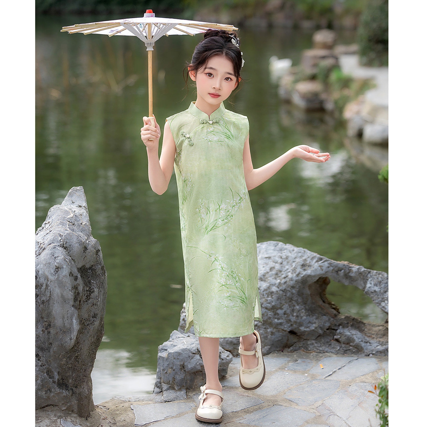 女童改良新中式旗袍2026新款中国风无袖绿色儿童连衣裙女孩演出服