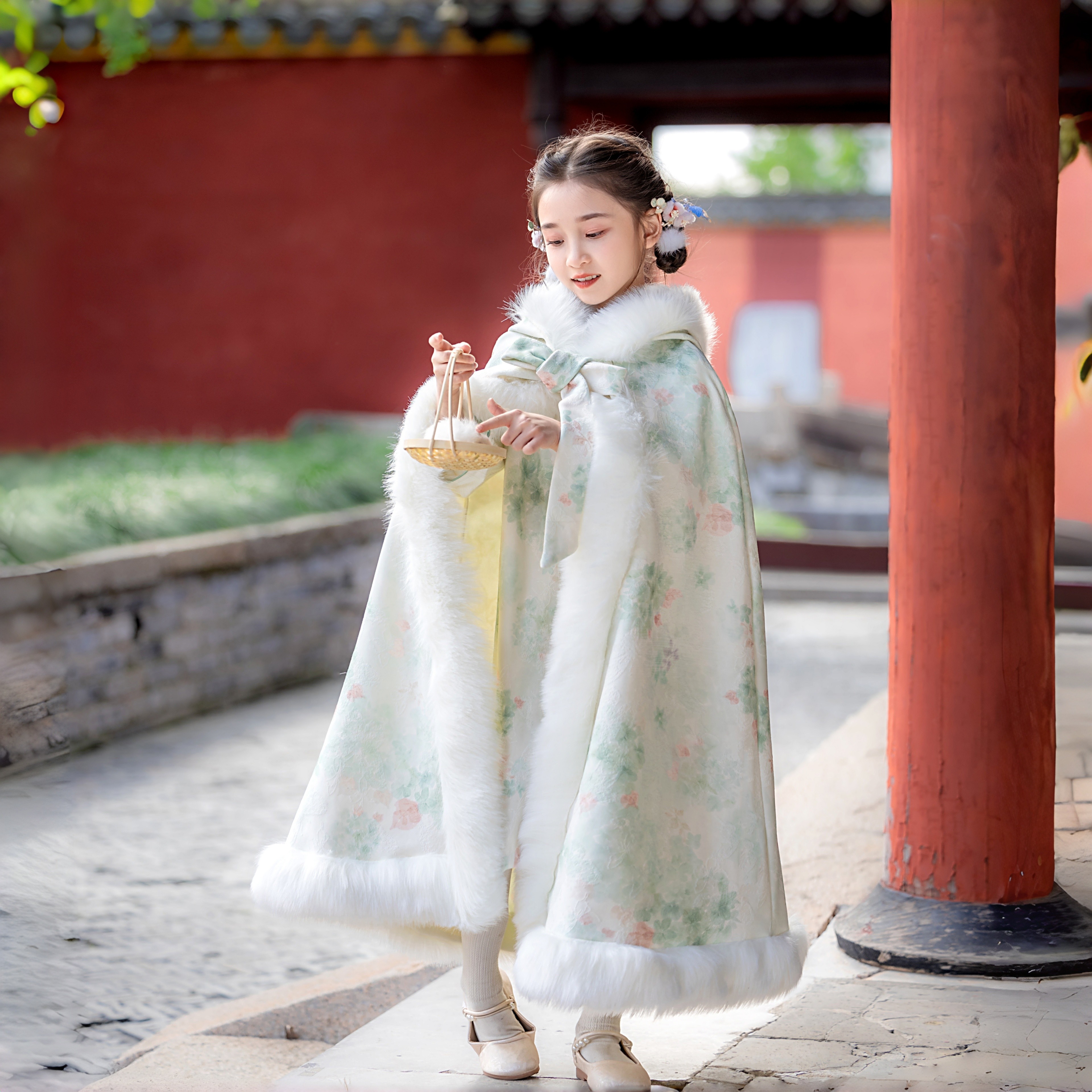 女童斗篷披风绝美秋冬款