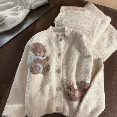 卡通可爱小熊珊瑚绒睡衣女冬季保暖加厚长袖长裤半边绒家居服套装