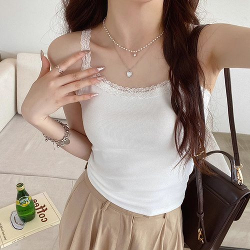白色蕾丝边纯欲性感背心吊带女