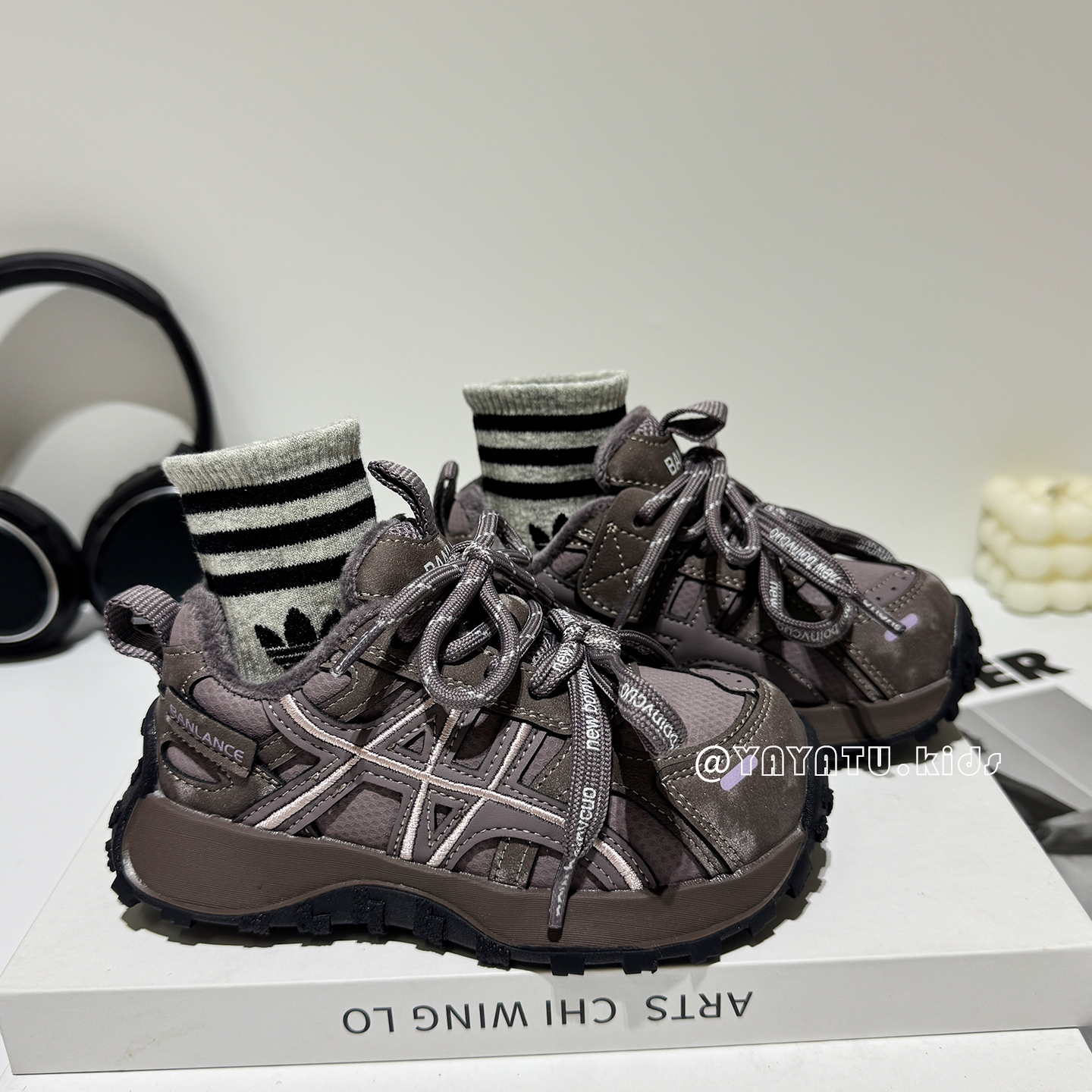 2025秋冬儿童运动鞋加绒二棉鞋男童老爹鞋软底真皮女童冬季鞋子