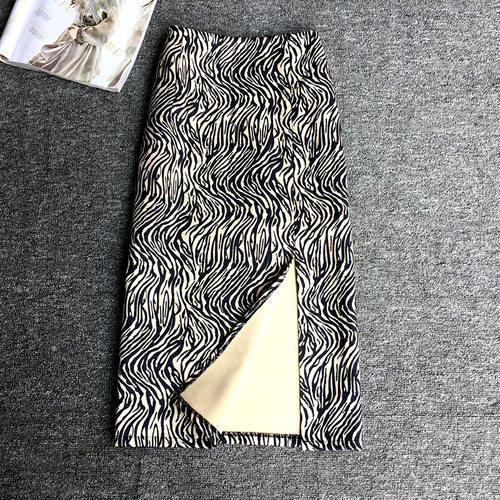 毛呢中长裙春秋季包臀直筒中长裙