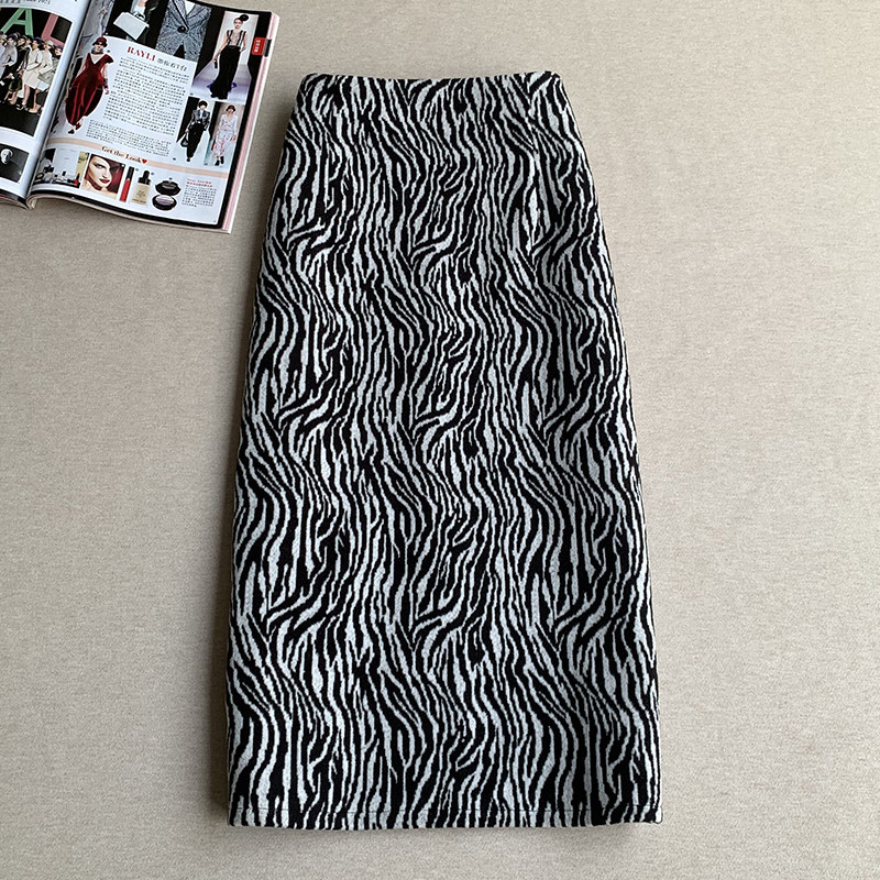 斑马纹中长裙简约通勤