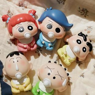 雨衣蜡笔小新手办Q版一套高级感桌面小摆件盲盒客厅电视柜号车载