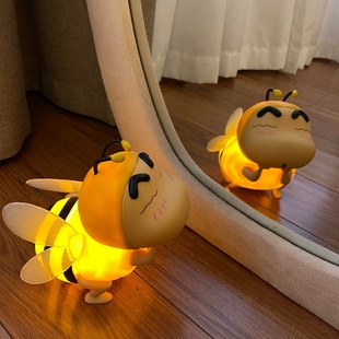发光蜜蜂蜡笔小新小夜灯公仔周边大手办客厅摆件灯拍拍灯礼物台灯