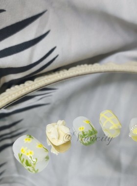 Vivacity 优雅郁金香春日美甲短款穿戴甲手工春季高级感油画网格