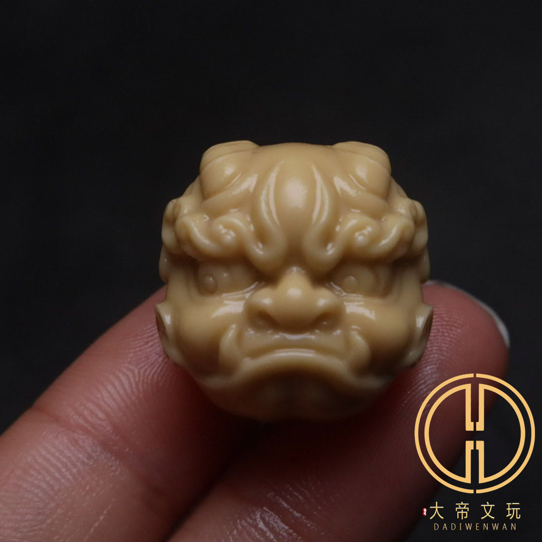 天然背云菩提星月手串配饰金膏玉