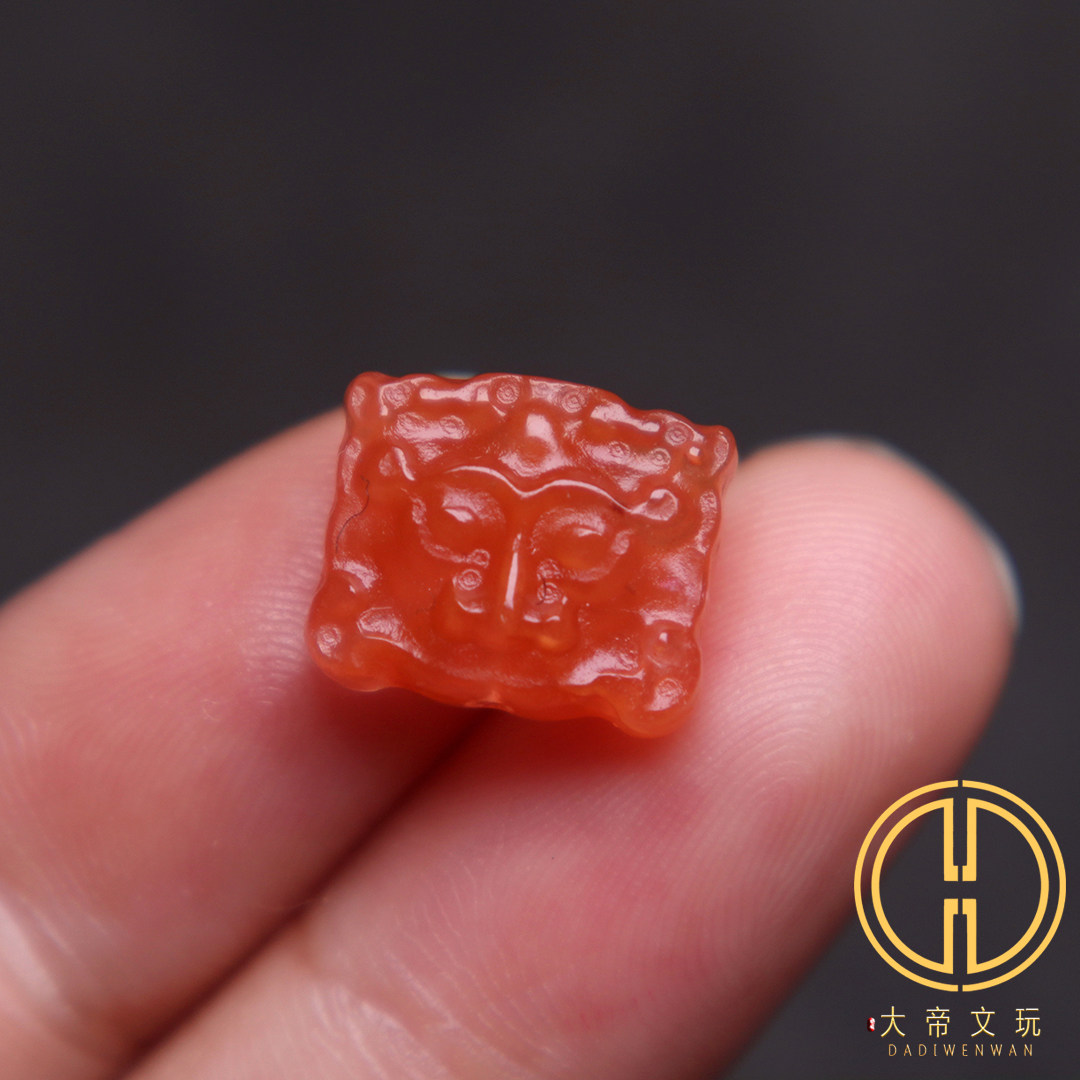 南红玛瑙兽面般若背云文玩配饰