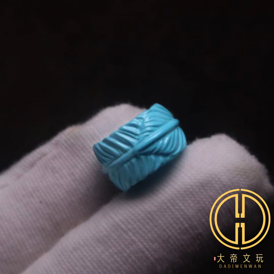 diy绿松石羽毛面包圈手持隔珠