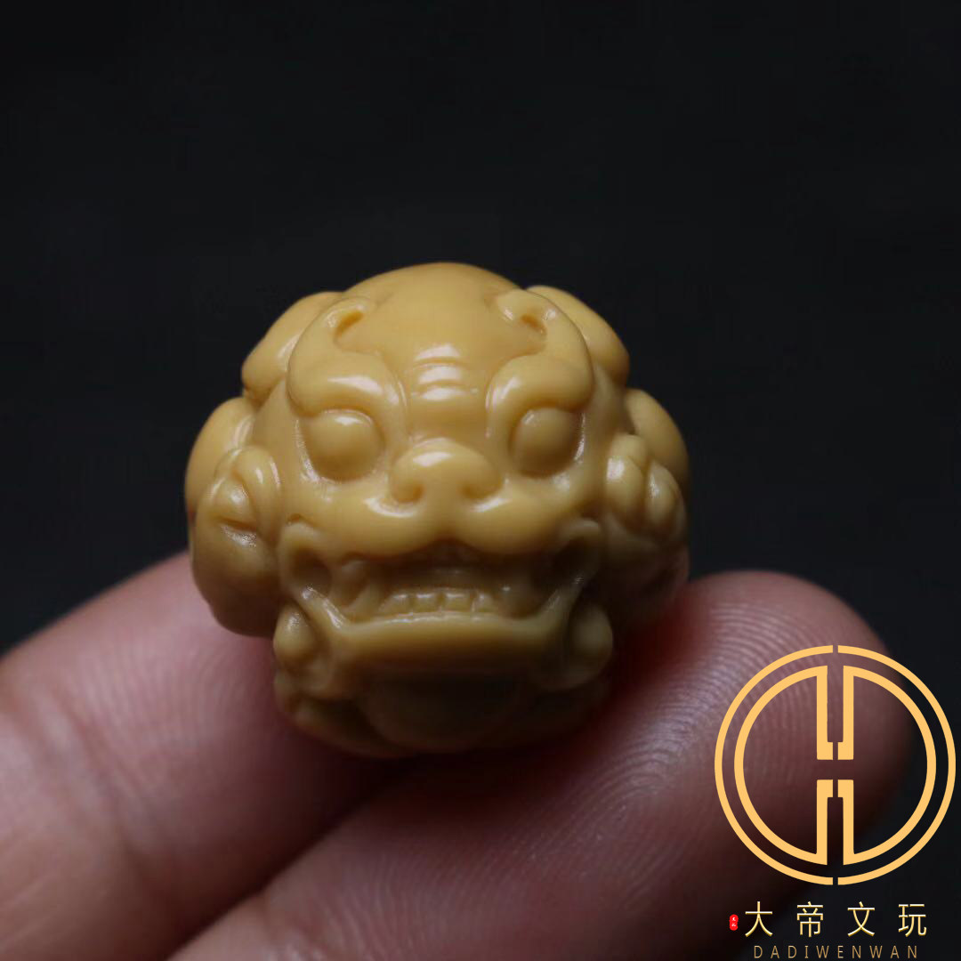 大帝金膏玉貔貅兽珠星月手串配饰