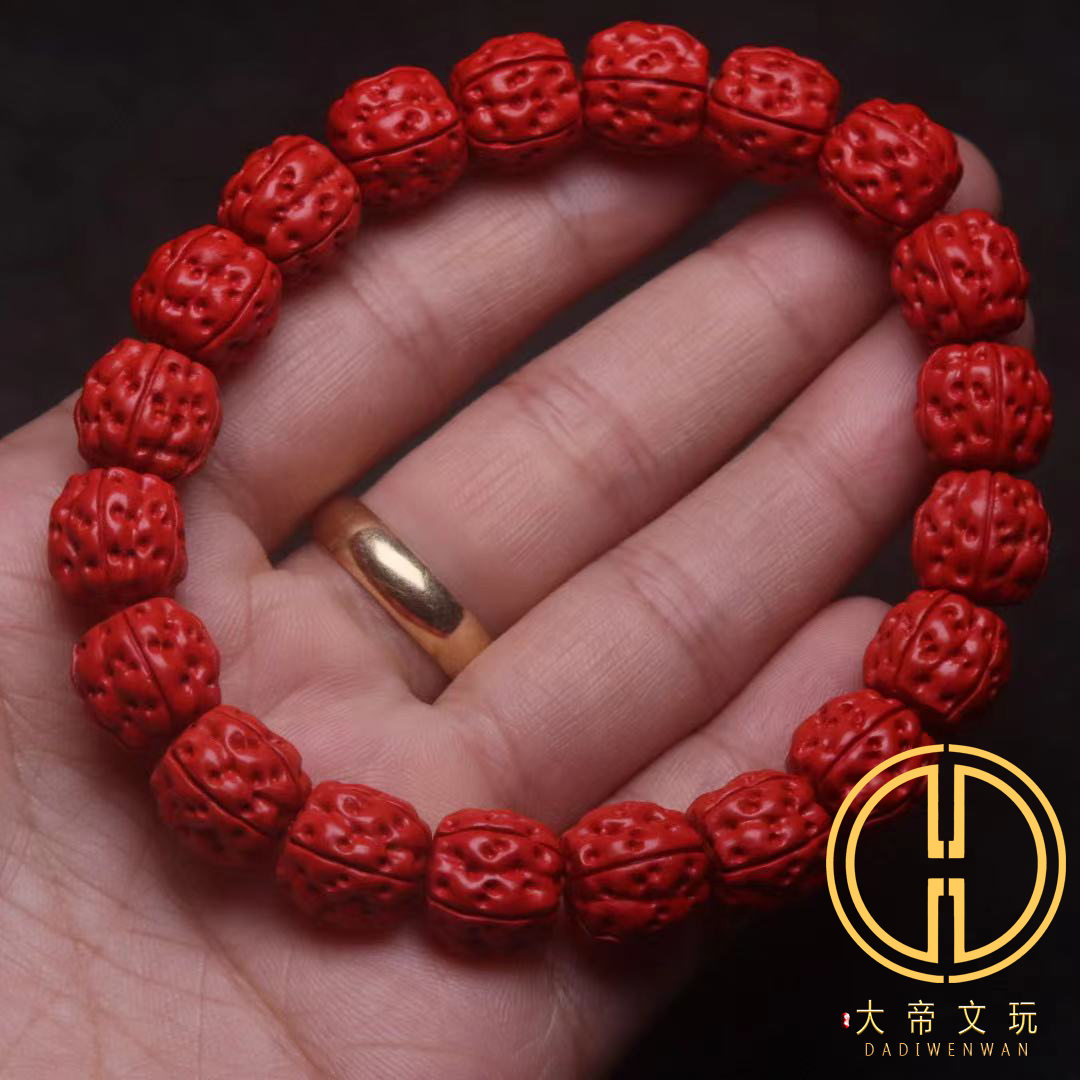 天然原矿朱砂红砂雕刻逢凶化吉