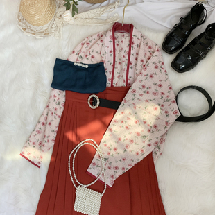 椿松集-约茶上班日常宋制汉服碎花飞机袖抹胸防晒夏款大放量通勤