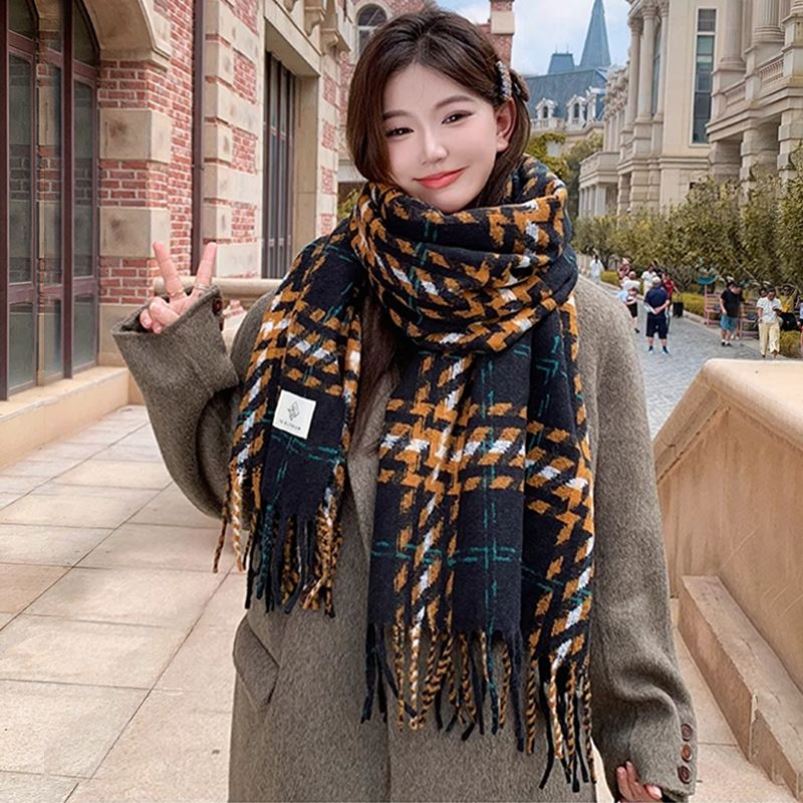 围巾女学生韩系氛围感2026新款高颜值冬季保暖百搭网红加厚加绒长