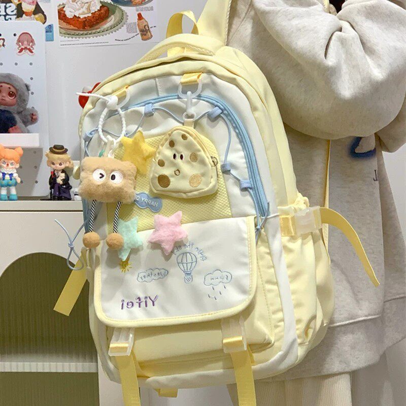 书包女高颜值初中生小学生轻便可爱背包高中生大容量减负双肩包女