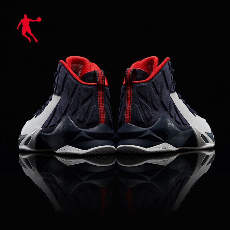 乔丹篮球鞋男2026夏季新款革面男士运动鞋学生防滑耐磨实战球鞋男