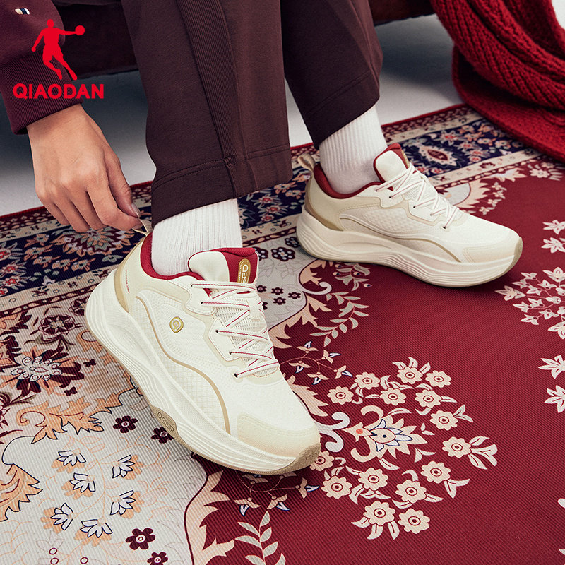 乔丹休闲鞋女运动鞋2026春季新年款红色鞋子厚底增高革面防水女鞋,运动鞋new,运动休闲鞋,淘宝优惠券,粉丝福利购,淘宝优惠卷