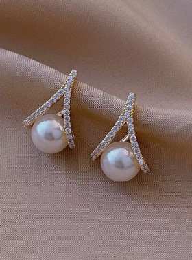 VSCH -星芒珠韵耳钉