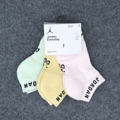 耐克男女同款短筒AJ运动袜Nike