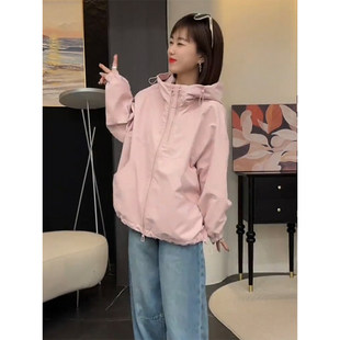 粉色短款连帽冲锋衣外套女春季新款宽松休闲百搭小个子夹克上衣潮