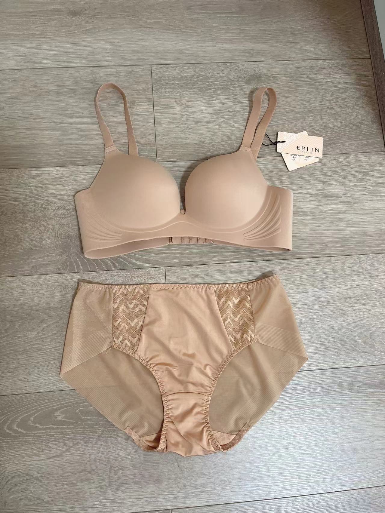 EBLIN无痕舒适无钢圈女内衣套装