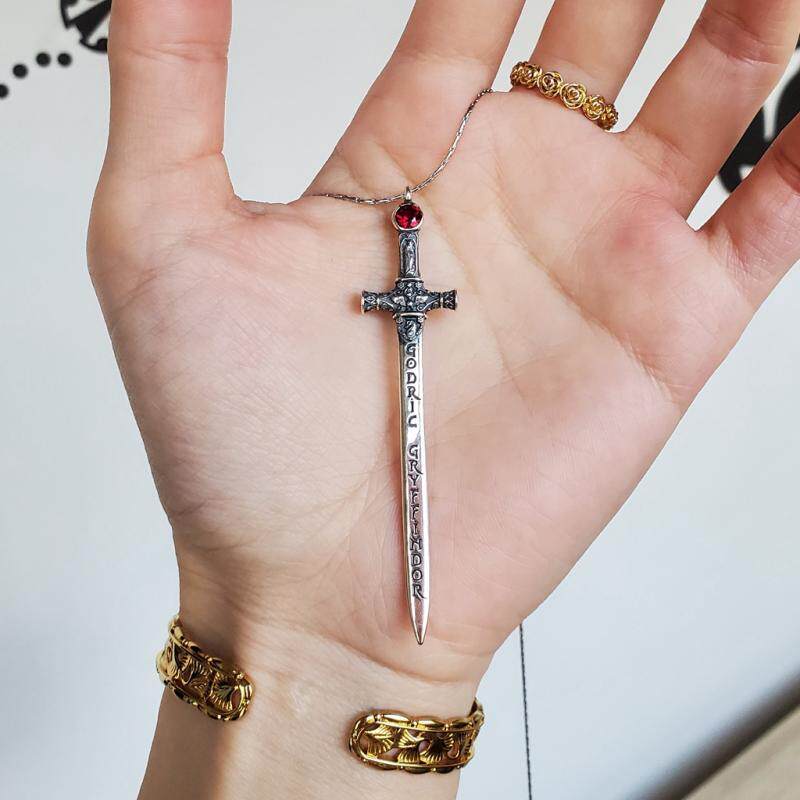 哈利波特格兰芬多宝剑项链Gryffindor's sword人造红锆石白铜吊坠